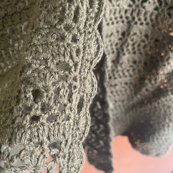 Laura Scott - Picture 2 of 6